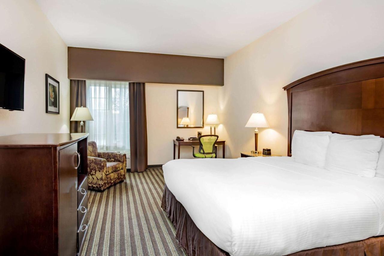 La Quinta By Wyndham Fowler Hotel Ngoại thất bức ảnh
