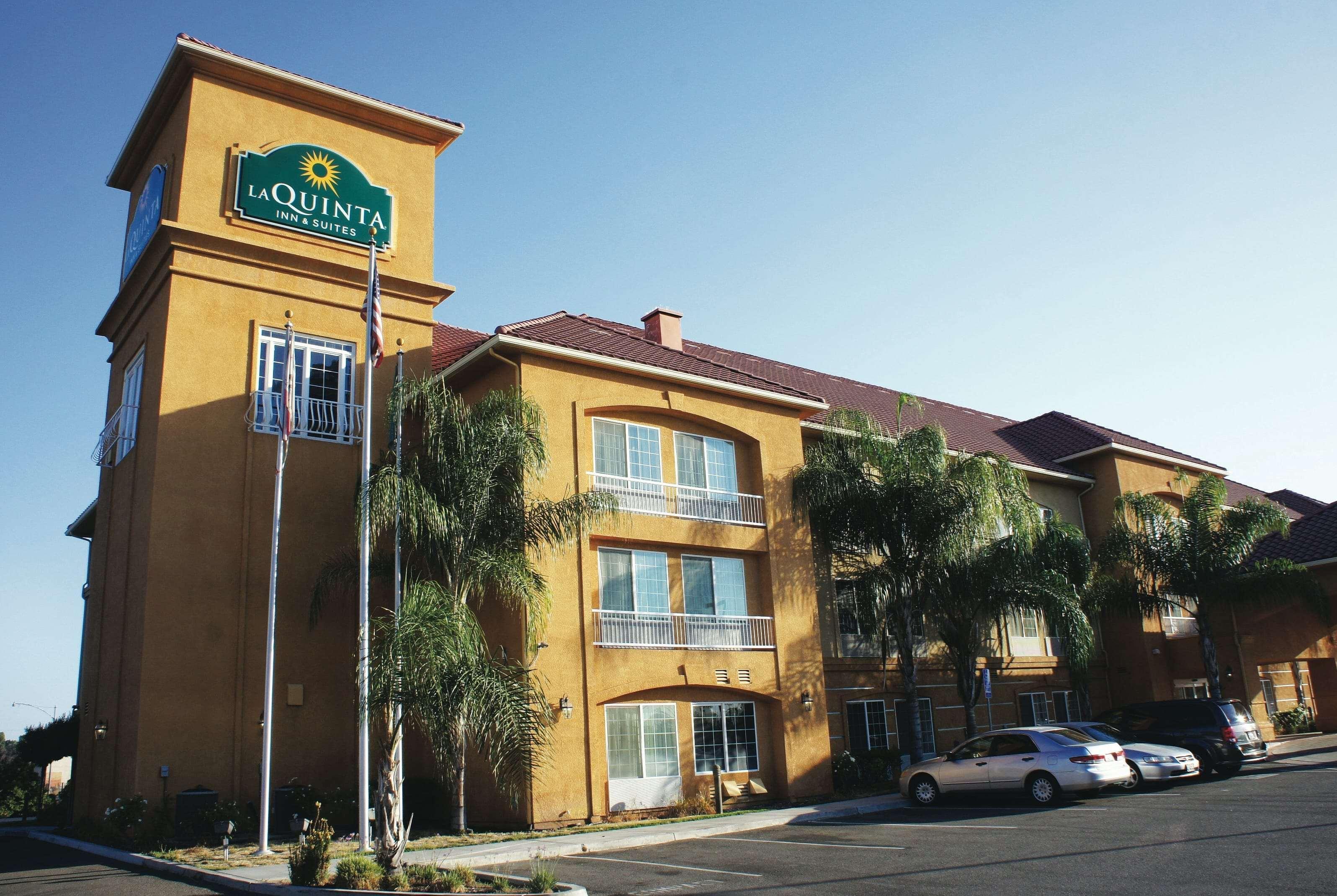La Quinta By Wyndham Fowler Hotel Ngoại thất bức ảnh