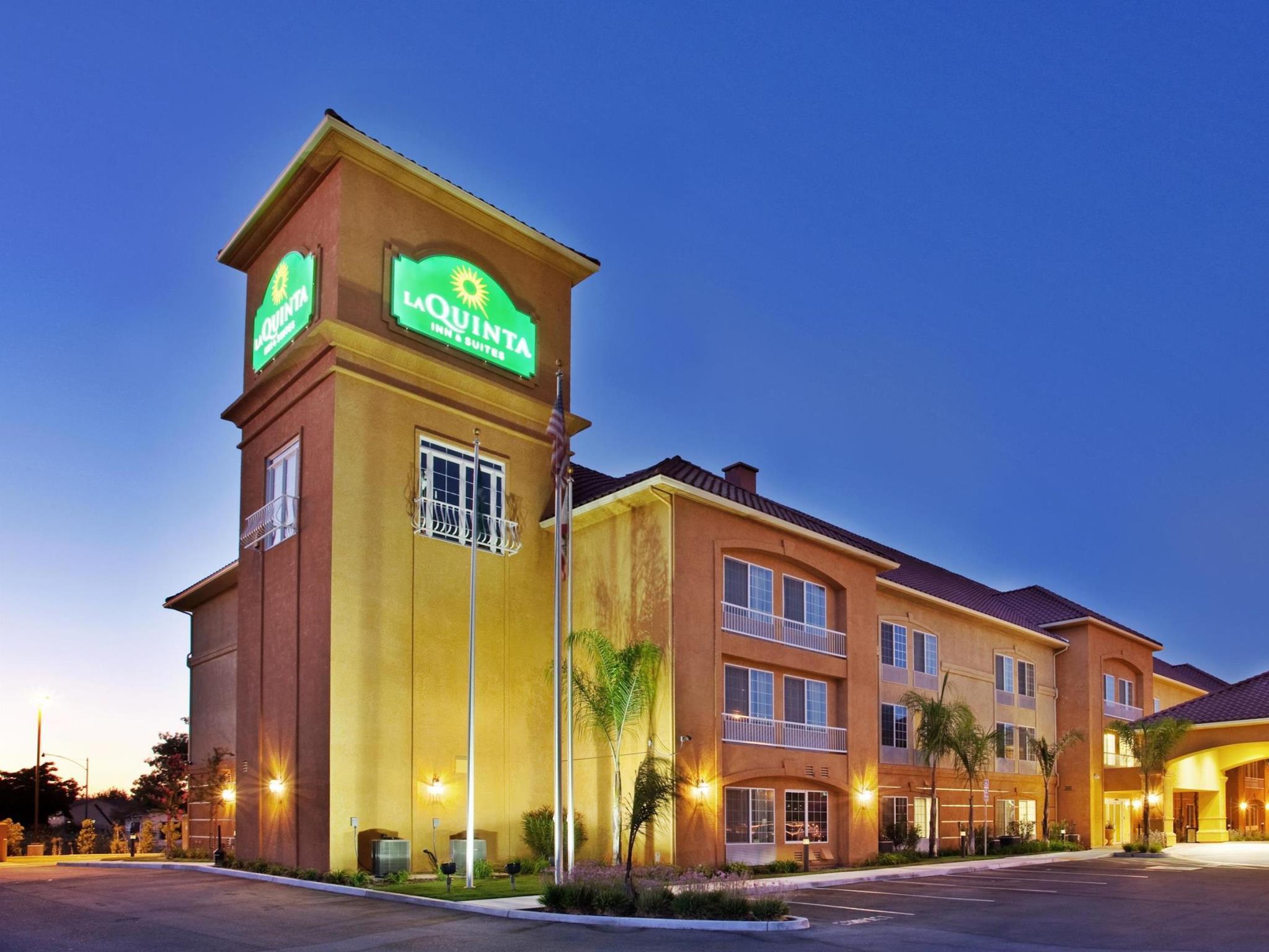 La Quinta By Wyndham Fowler Hotel Ngoại thất bức ảnh