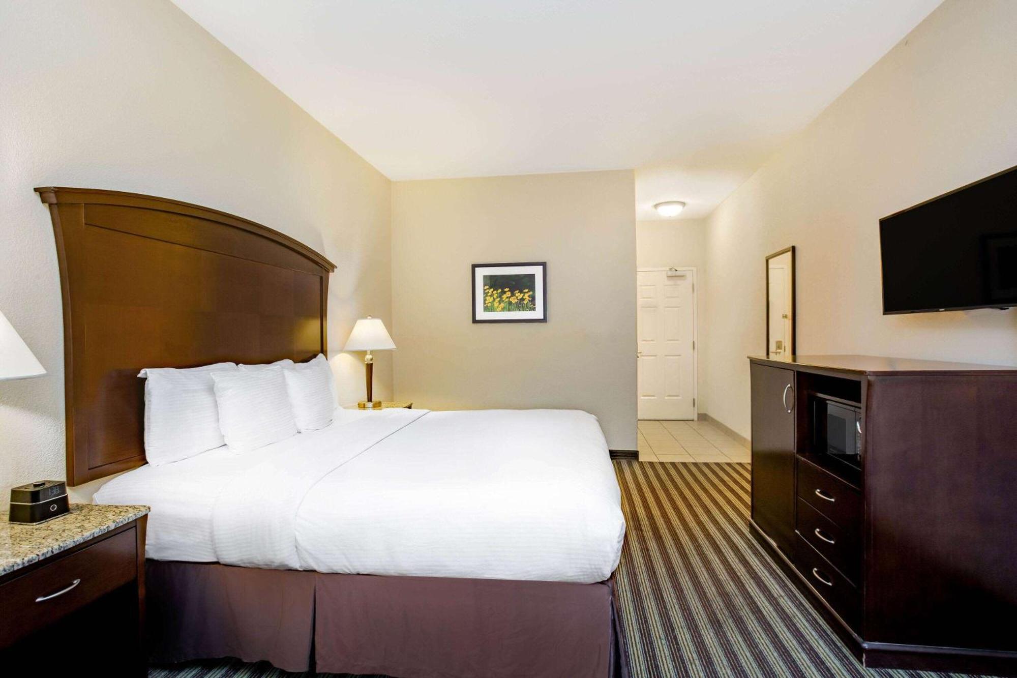 La Quinta By Wyndham Fowler Hotel Ngoại thất bức ảnh