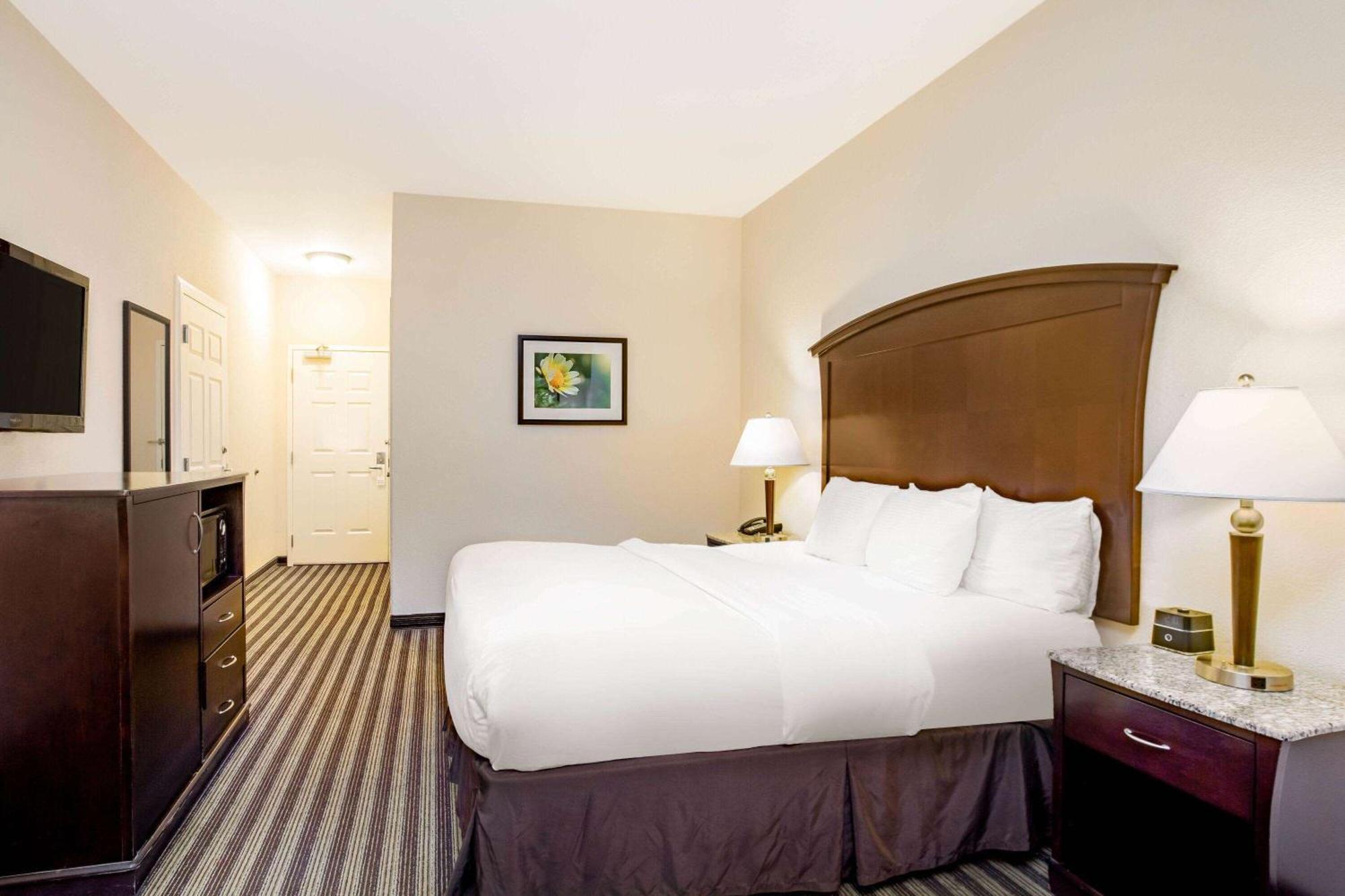 La Quinta By Wyndham Fowler Hotel Ngoại thất bức ảnh
