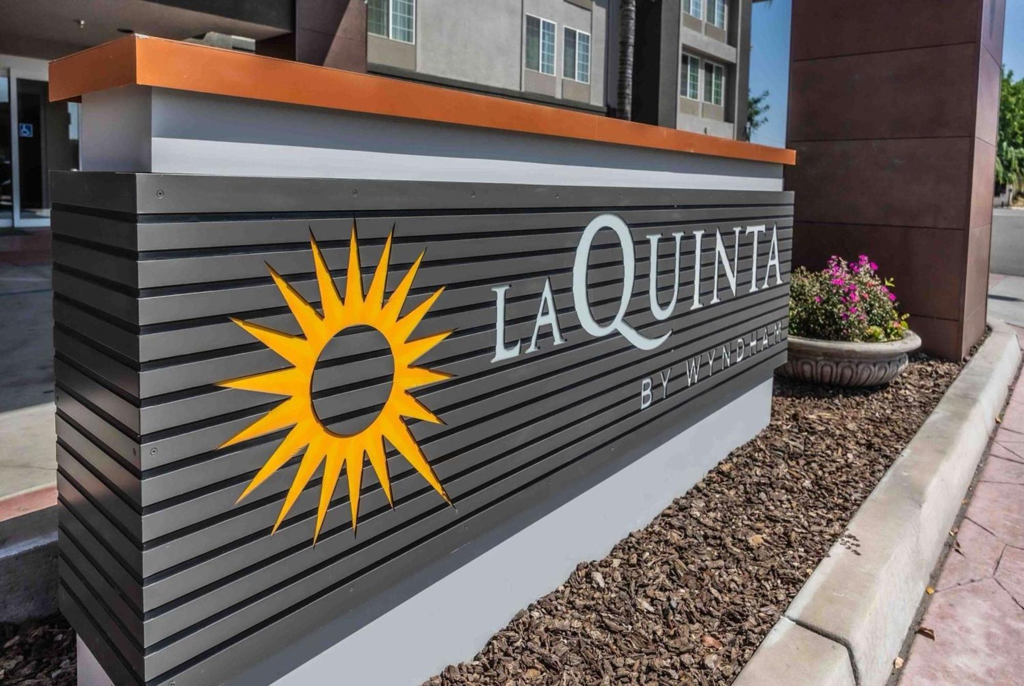 La Quinta By Wyndham Fowler Hotel Ngoại thất bức ảnh